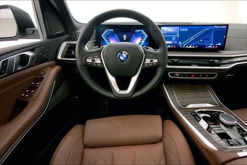 Mineral White Metallic 2025 BMW X5 PHEV xDrive50e