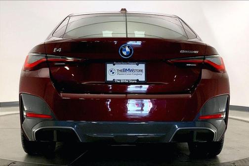Aventurin Red Metallic 2023 BMW i4 Gran Coupe eDrive40