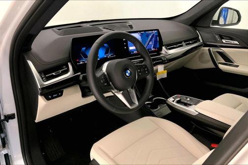 Alpine White 2027 BMW X1 xDrive28i