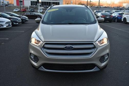 Photo 2 of 29 of 2018 Ford Escape SEL