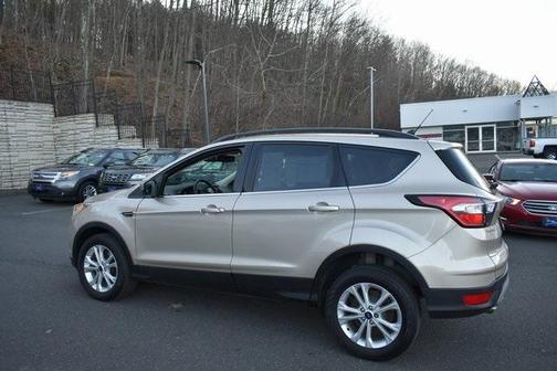 Photo 5 of 29 of 2018 Ford Escape SEL