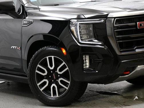 2021 GMC Yukon XL 4WD AT4