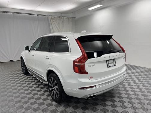2020 Volvo XC90 Hybrid T8 Inscription 7 Passenger