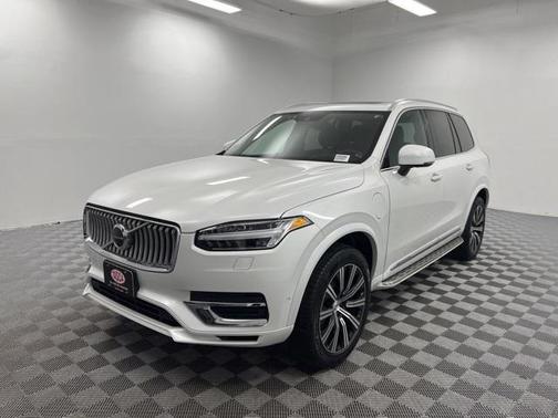 2020 Volvo XC90 Hybrid T8 Inscription 7 Passenger