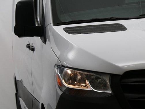 2025 Mercedes-Benz Sprinter 2500 High Roof