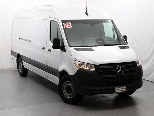 2025 Mercedes-Benz Sprinter 2500 High Roof
