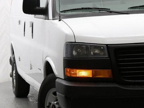 2021 GMC Savana 2500 Work Van