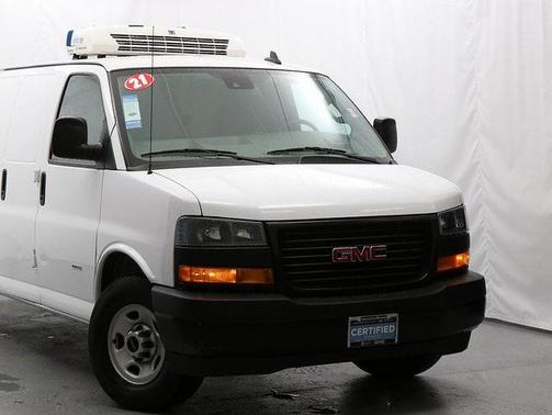 2021 GMC Savana 2500 Work Van