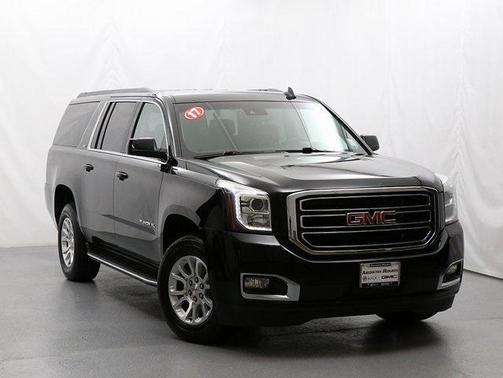 2017 GMC Yukon XL SLT