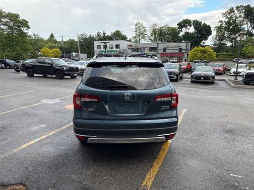 2021 Honda Pilot Touring 8-Passenger