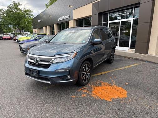 2021 Honda Pilot Touring 8-Passenger