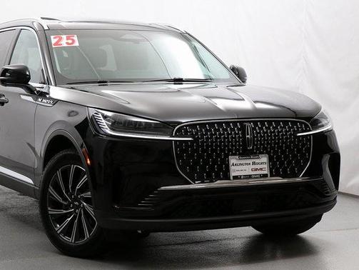 2025 Lincoln Aviator Livery