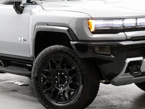 2025 GMC HUMMER EV SUV 2X