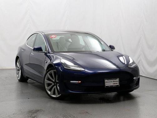 2018 Tesla Model 3 Long Range