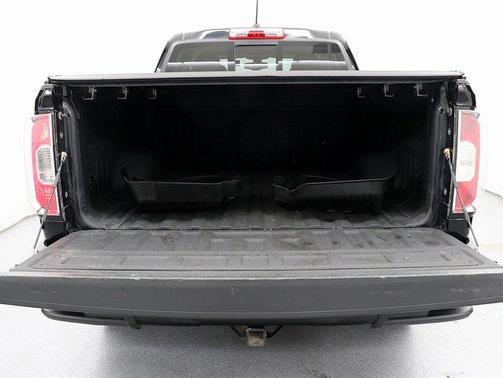 2017 GMC Canyon SLE