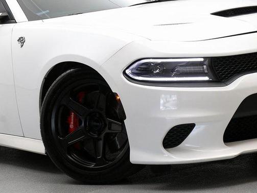 2016 Dodge Charger SRT Hellcat