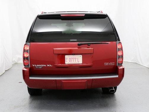 2014 GMC Yukon XL Denali