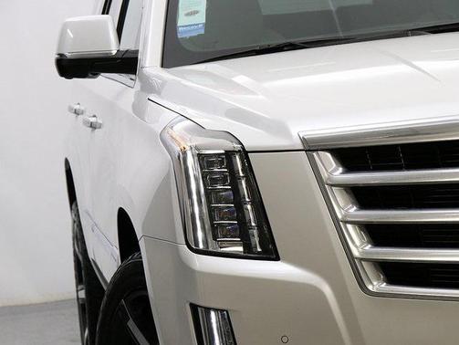 2017 Cadillac Escalade Premium Luxury