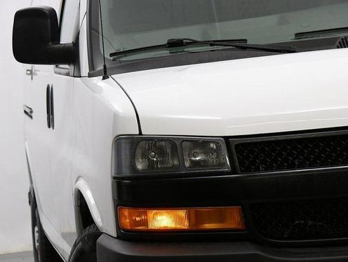 2021 Chevrolet Express 2500 RWD 2500 Regular Wheelbase WT