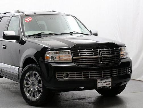 2011 Lincoln Navigator Base