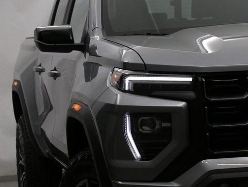 2025 GMC Canyon Base