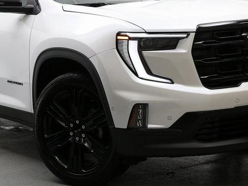 2025 GMC Acadia FWD Elevation
