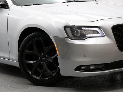 2021 Chrysler 300 S