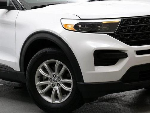 2020 Ford Explorer Base