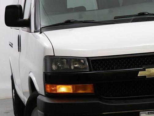 2020 Chevrolet Express 2500 LS