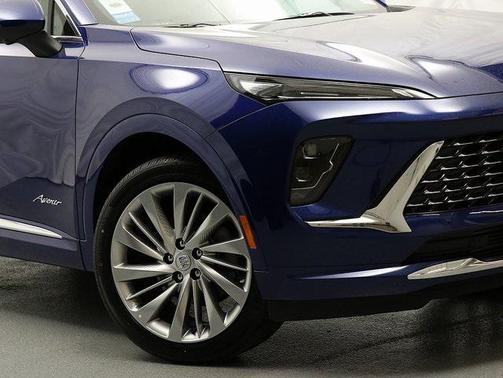 2025 Buick Envision Avenir AWD