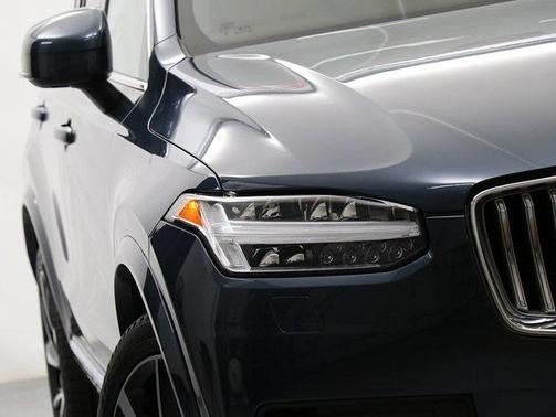 2024 Volvo XC90 B6 Ultimate Bright Theme 7-Seater