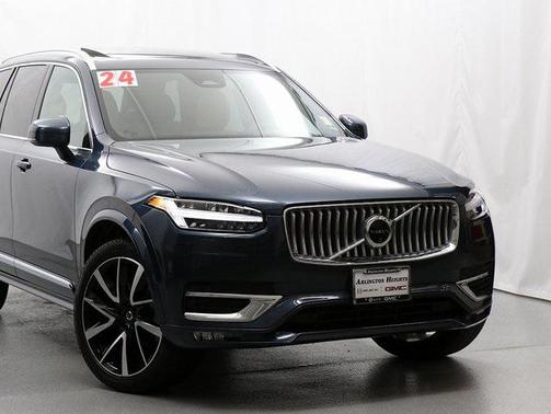 2024 Volvo XC90 B6 Ultimate Bright Theme 7-Seater
