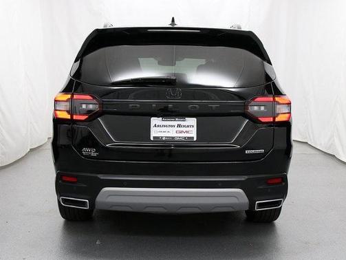 2024 Honda Pilot Touring 8-Passenger