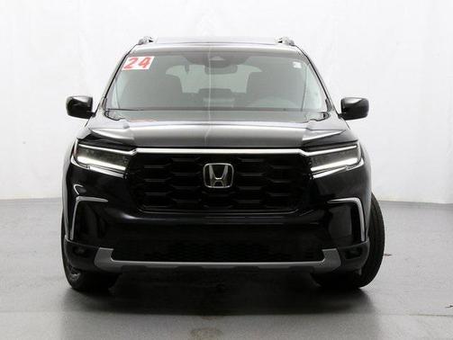 2024 Honda Pilot Touring 8-Passenger
