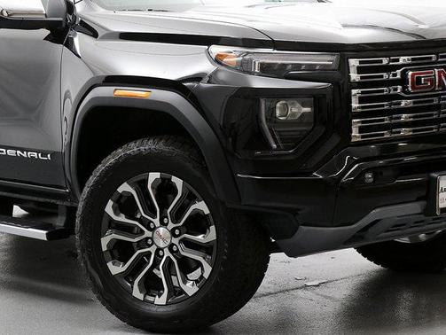 2025 GMC Canyon Denali
