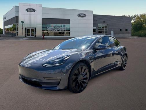 Midnight Silver Metallic 2023 Tesla Model 3 Performance