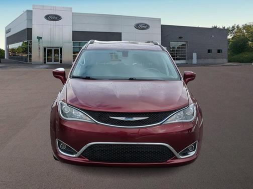 2018 Chrysler Pacifica Touring-L Plus