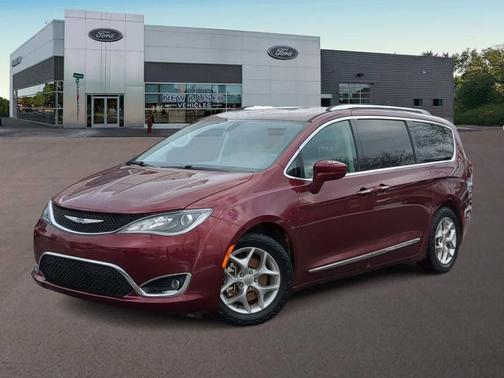 2018 Chrysler Pacifica Touring-L Plus