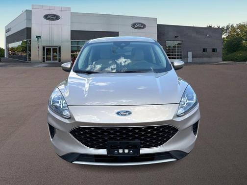 Desert Gold Metallic 2020 Ford Escape SE