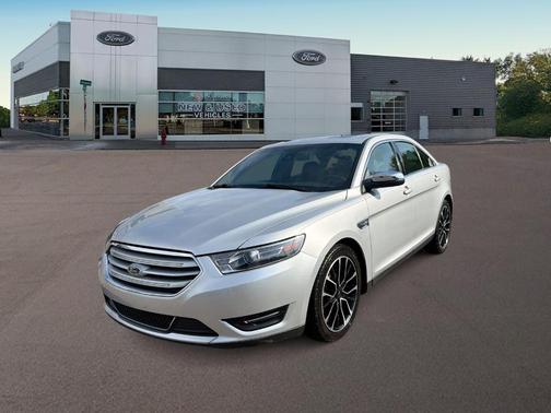2019 Ford Taurus Limited