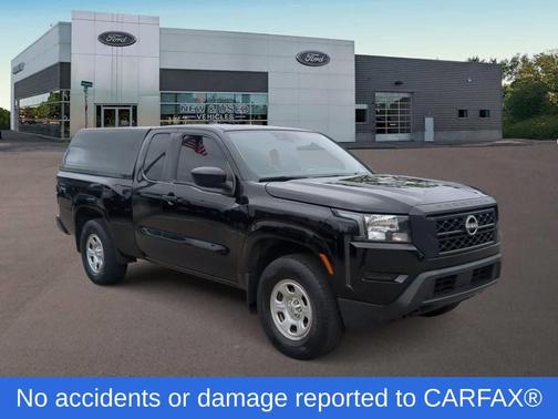 2022 Nissan Frontier S