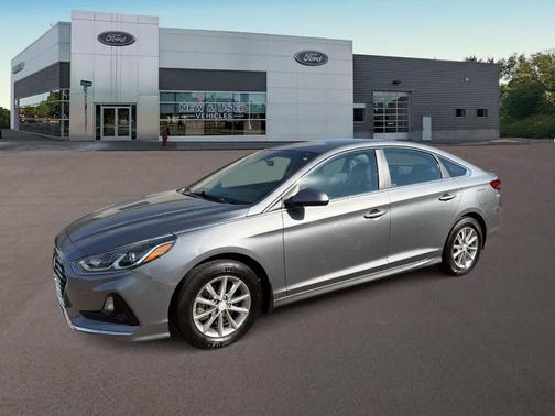 Machine Gray 2019 Hyundai SONATA SE