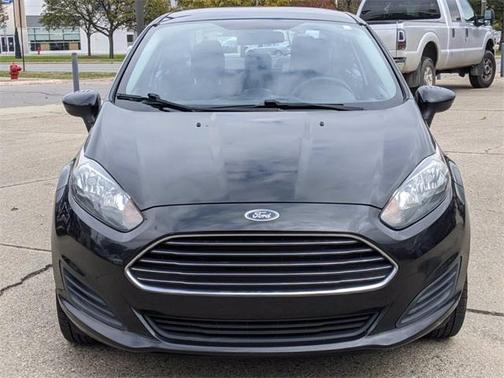 Photo 2 of 32 of 2014 Ford Fiesta S