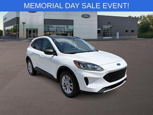 Oxford White 2020 Ford Escape SE