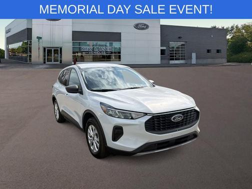 Silver Metallic 2025 Ford Escape Active