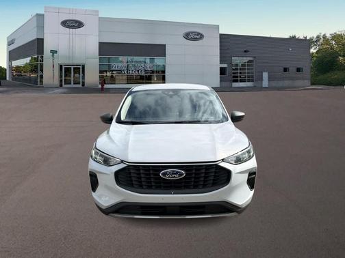 Silver Metallic 2025 Ford Escape Active