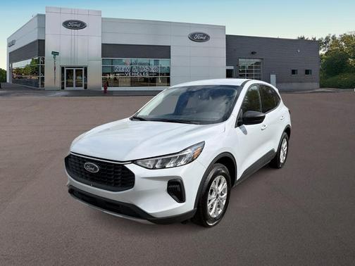 Silver Metallic 2025 Ford Escape Active