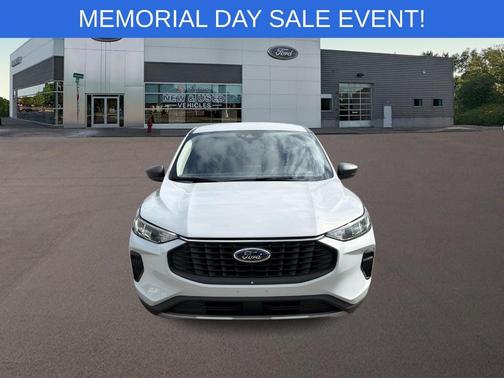 Silver Metallic 2025 Ford Escape Active