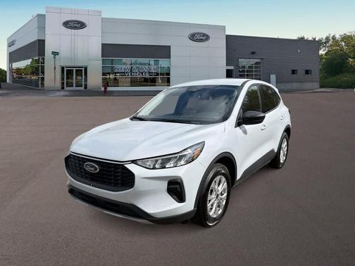 Silver Metallic 2025 Ford Escape Active