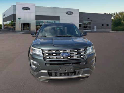Guard Metallic 2016 Ford Explorer XLT